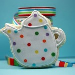 polka-dot-tea-pot-450x300