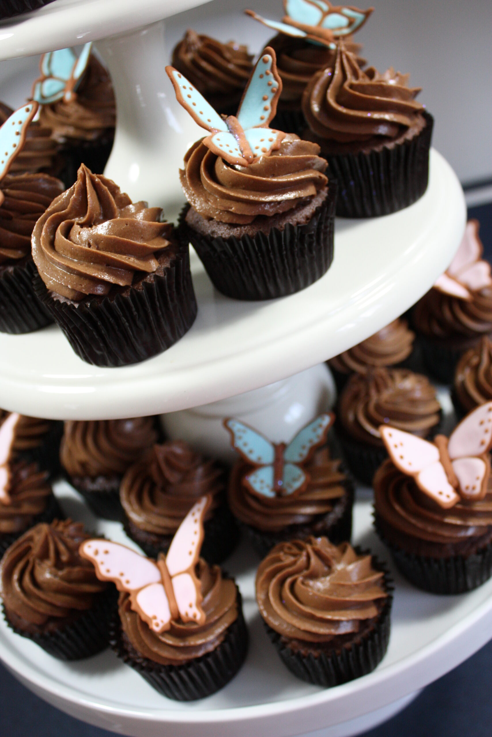Chocolate Cupcakes with Royal Icing Butterflies | Sweetopia