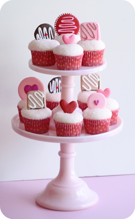 cupcake tier for valentines day 1