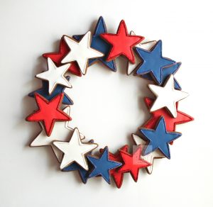 How to Make a 4th of July Star Cookie Wreath | Sweetopia