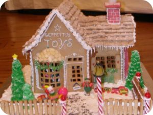 Christmas Gingerbread House Ideas | Sweetopia