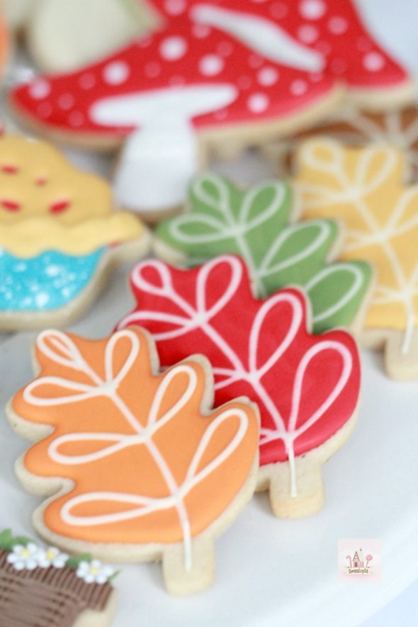 Autumn Leaves Decorated Cookies Sweetopia