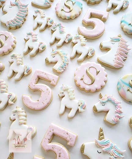 Video Tutorial _ Decorating Unicorn Cookies with Royal Icing