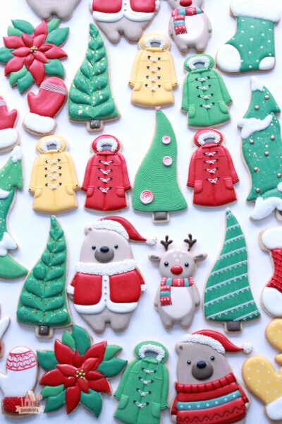 Favorite Christmas Food Gel Colors for Royal Icing | Sweetopia