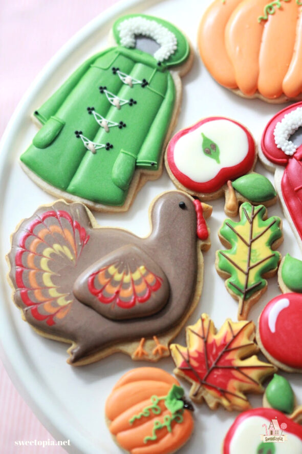 How to Decorate Turkey Cookies with Royal Icing Sweetopia