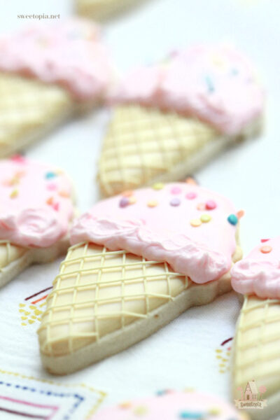Ice Cream and Pineapple Decorated Cookie Tutorials | Sweetopia