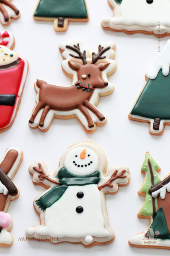 sugar cookies decorated with royal icing sweetopia